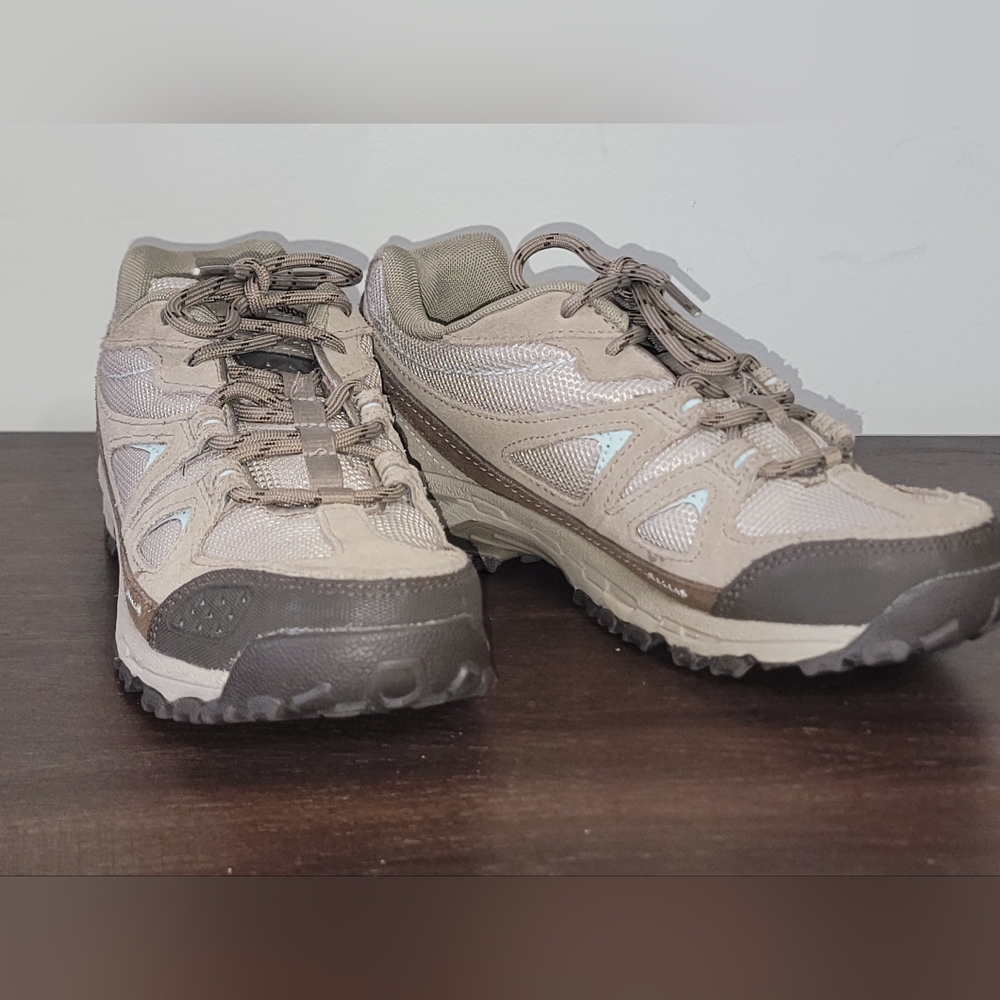 New Balance Brown Hiking Athletic Shoes - Picture 7 of 10